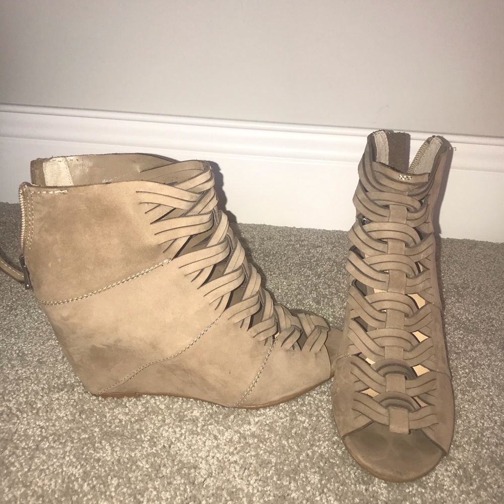 Dolce Vita Wedge Sandals